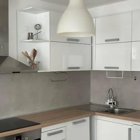 New Garden 2 Апартаменти